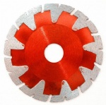 Segmented Cutting Blade with coarse protective teeth